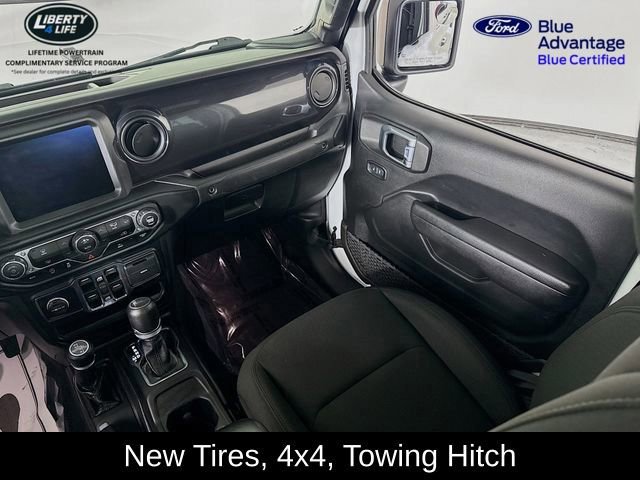 Used 2022 Jeep Gladiator Sport image 23