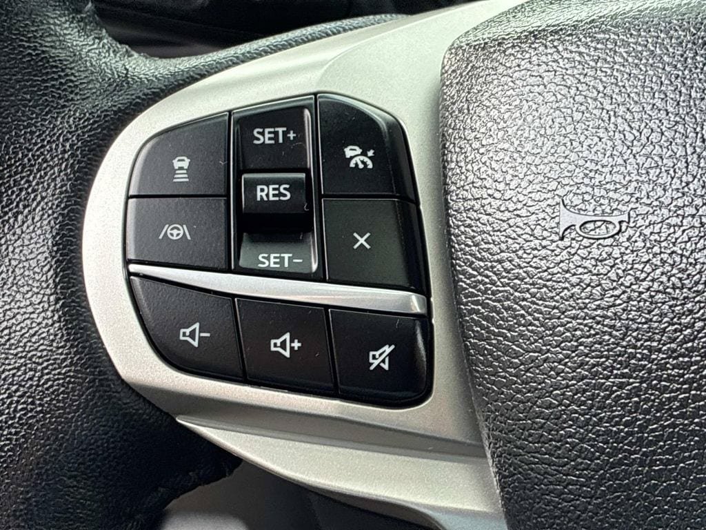 Certified 2023 Ford Explorer XLT w/ Equipment Group 202A AWD/4WD image 28