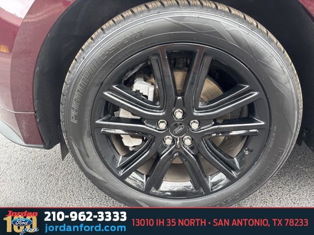 Certified 2023 Ford Edge ST-Line AWD/4WD image 4