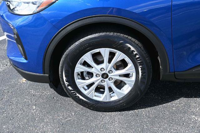 Certified 2023 Ford Escape Active w/ Tech Pack #2 AWD/4WD image 14