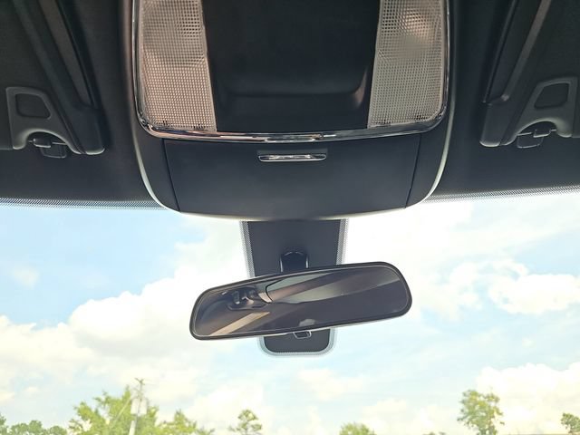 Used 2022 Dodge Charger SXT RWD image 31