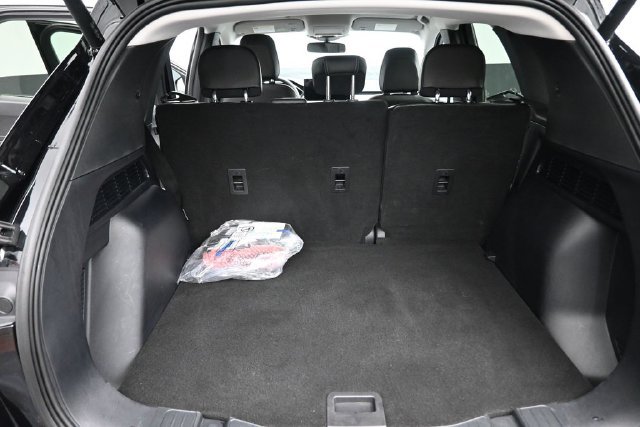 Certified 2026 Ford Escape SE w/ PHEV Premium Package FWD image 24