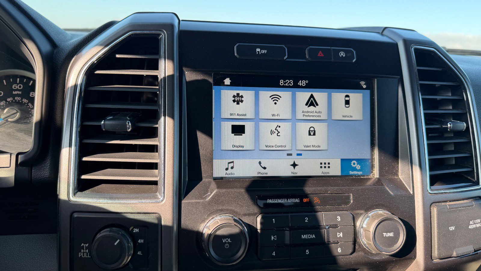 Certified 2017 Ford F150 XLT w/ Equipment Group 302A Luxury image 38