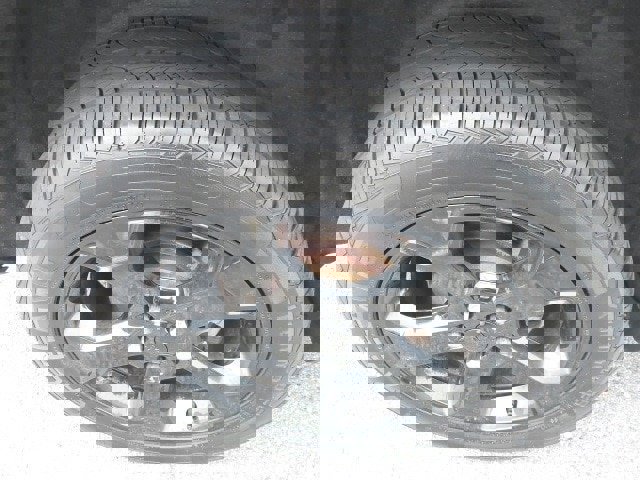 Used 2019 Jeep Grand Cherokee Laredo image 12