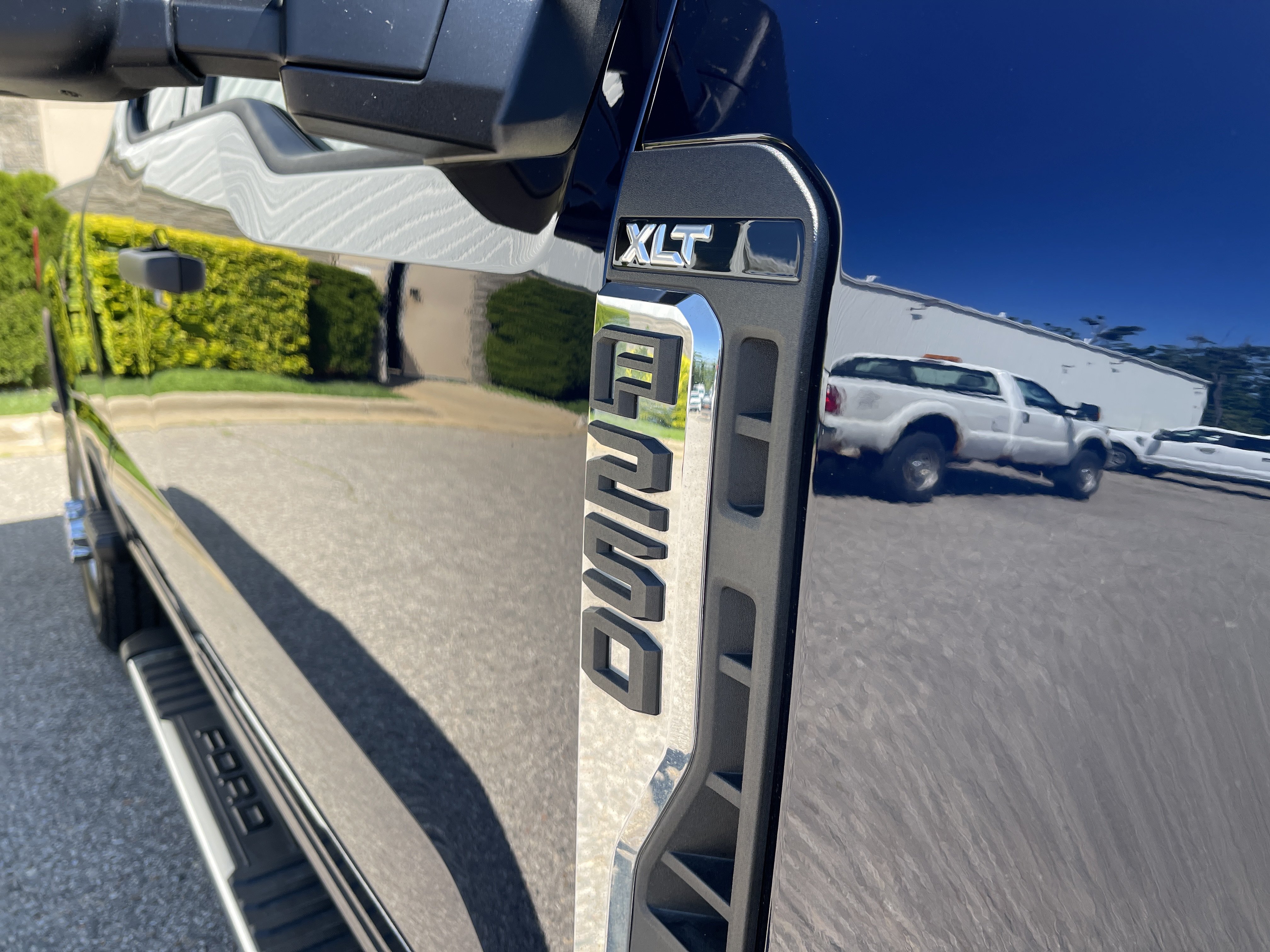 Certified 2024 Ford F250 XLT AWD/4WD image 27