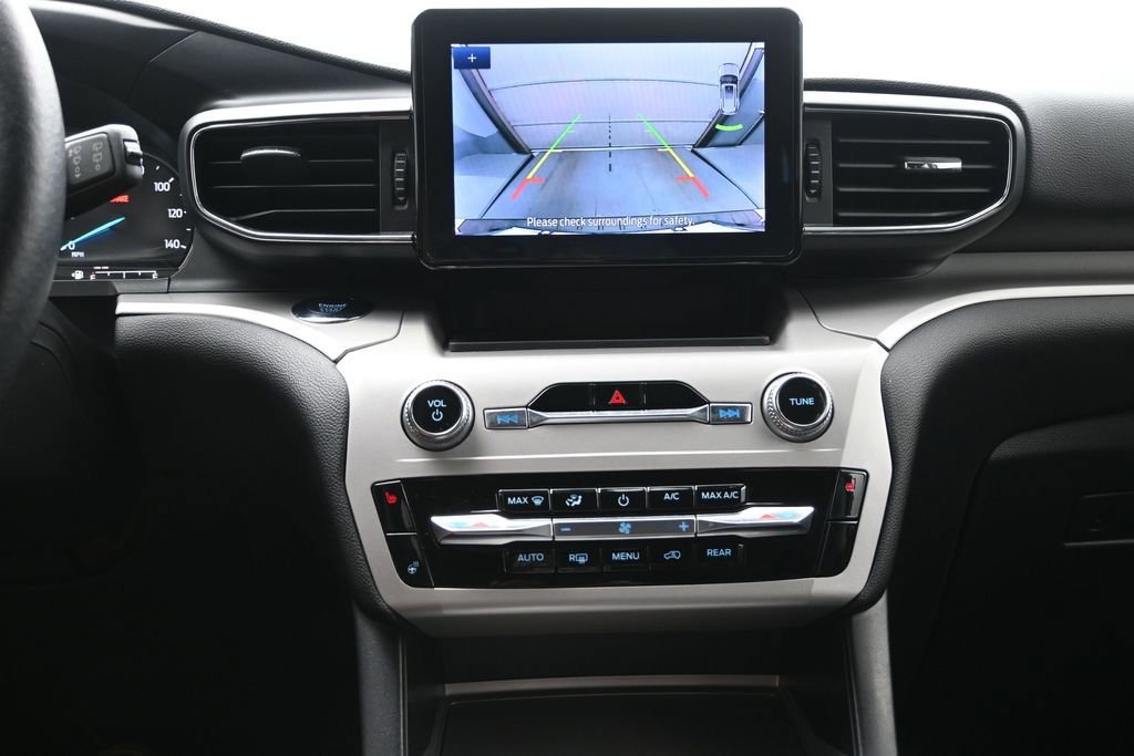 Certified 2023 Ford Explorer XLT w/ Equipment Group 202A RWD image 19