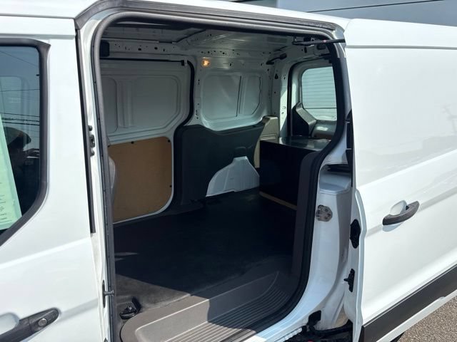 Certified 2022 Ford Transit Connect XLT FWD image 38