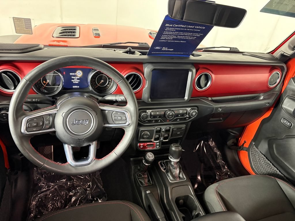 Used 2023 Jeep Gladiator Rubicon w/ Cold Weather Group AWD/4WD image 24
