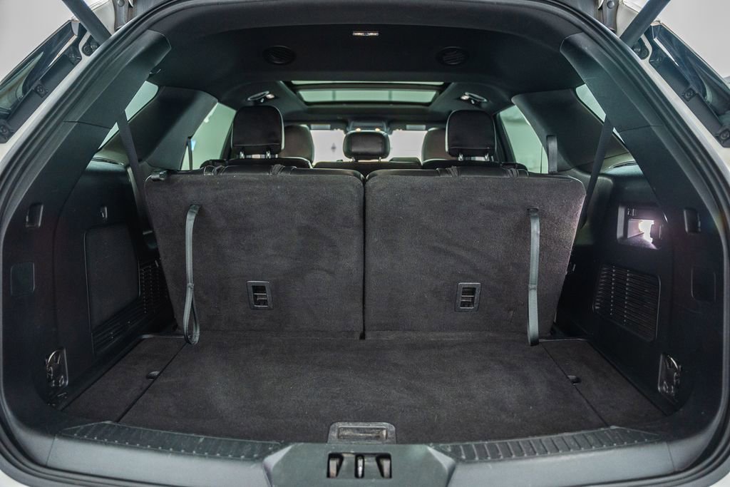 Certified 2022 Ford Explorer ST-Line w/ Class IV Trailer Tow Package AWD/4WD image 11