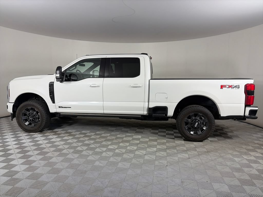 Certified 2025 Ford F250 Platinum AWD/4WD image 4