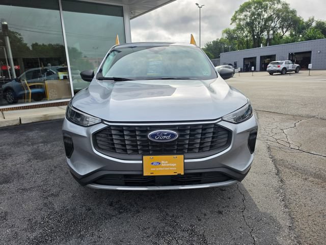 Certified 2023 Ford Escape Active AWD/4WD image 11