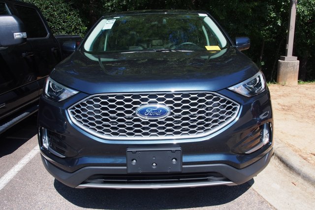 Certified 2024 Ford Edge SEL w/ Convenience Package AWD/4WD image 3