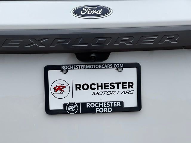 Certified 2023 Ford Explorer XLT w/ Equipment Group 202A image 44