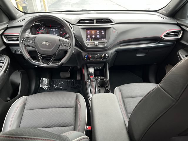 Used 2023 Chevrolet TrailBlazer RS AWD/4WD image 19