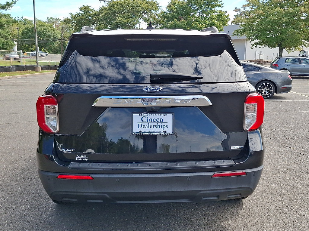 Certified 2020 Ford Explorer XLT AWD/4WD image 8