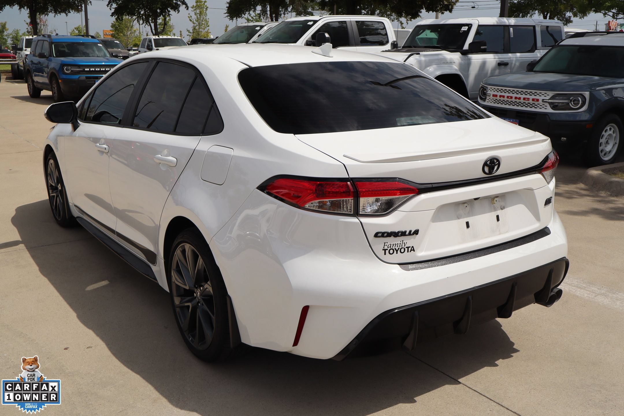 Used 2025 Toyota Corolla SE FWD image 6