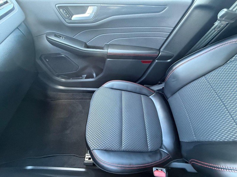 Certified 2024 Ford Escape ST-Line w/ Tech Pack #1 AWD/4WD image 24