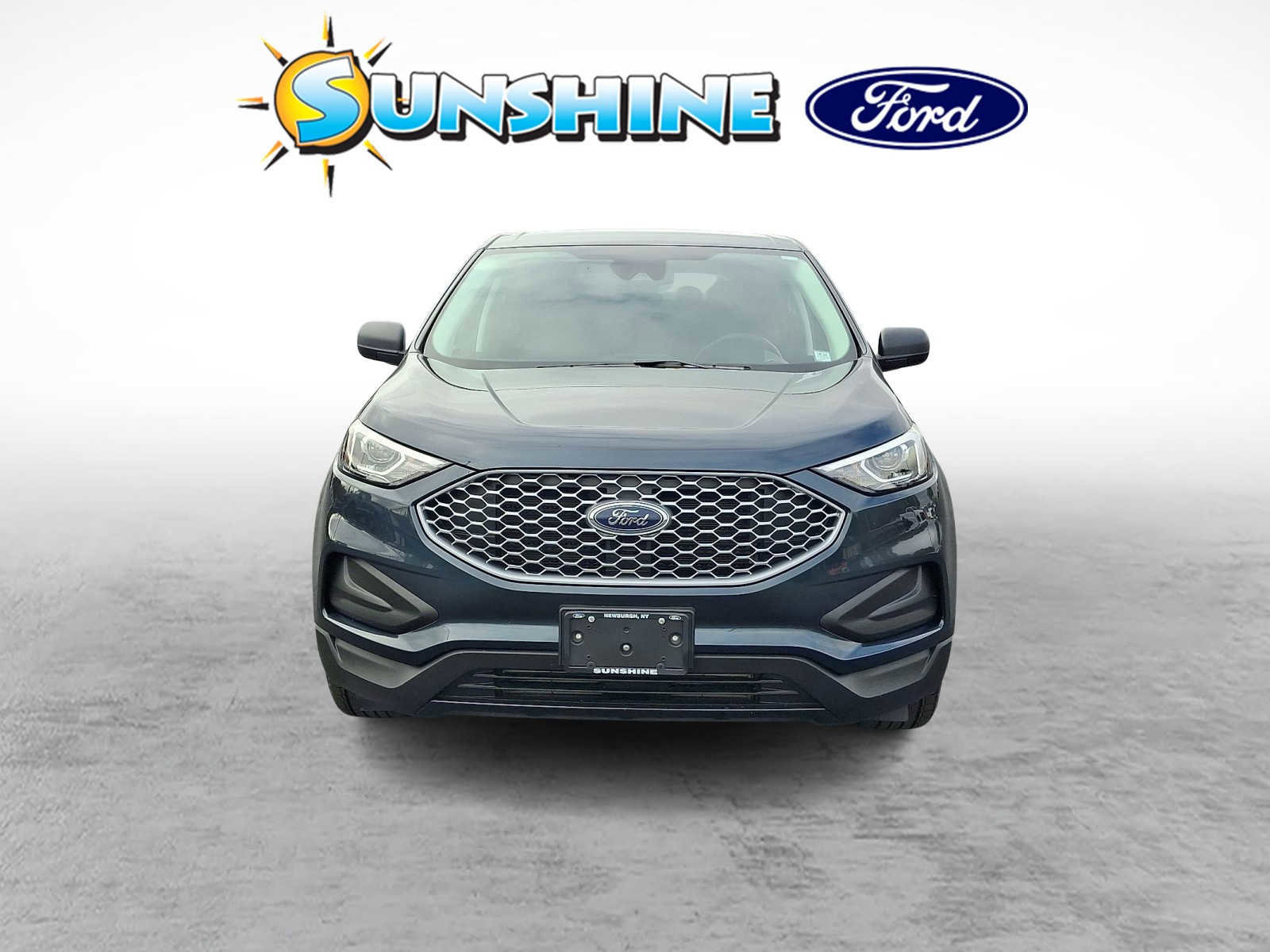 Certified 2024 Ford Edge SE image 7