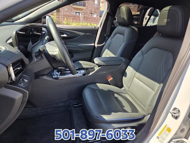 Used 2025 Buick Envista Sport Touring w/ Convenience I Package FWD image 9