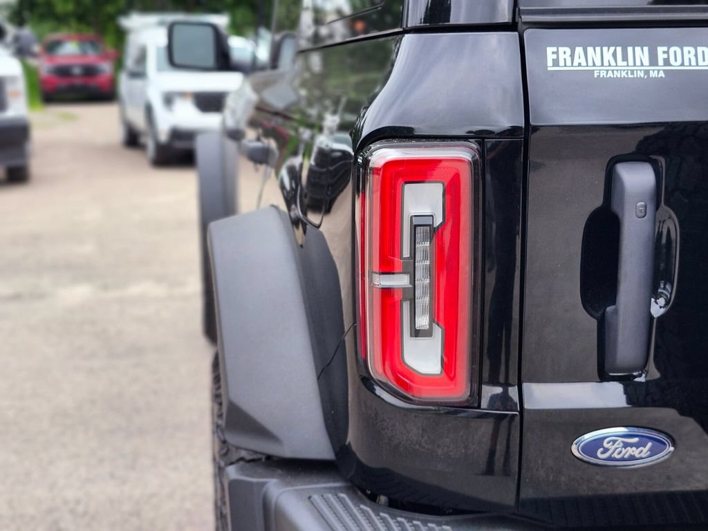 Certified 2025 Ford Bronco Badlands AWD/4WD image 9