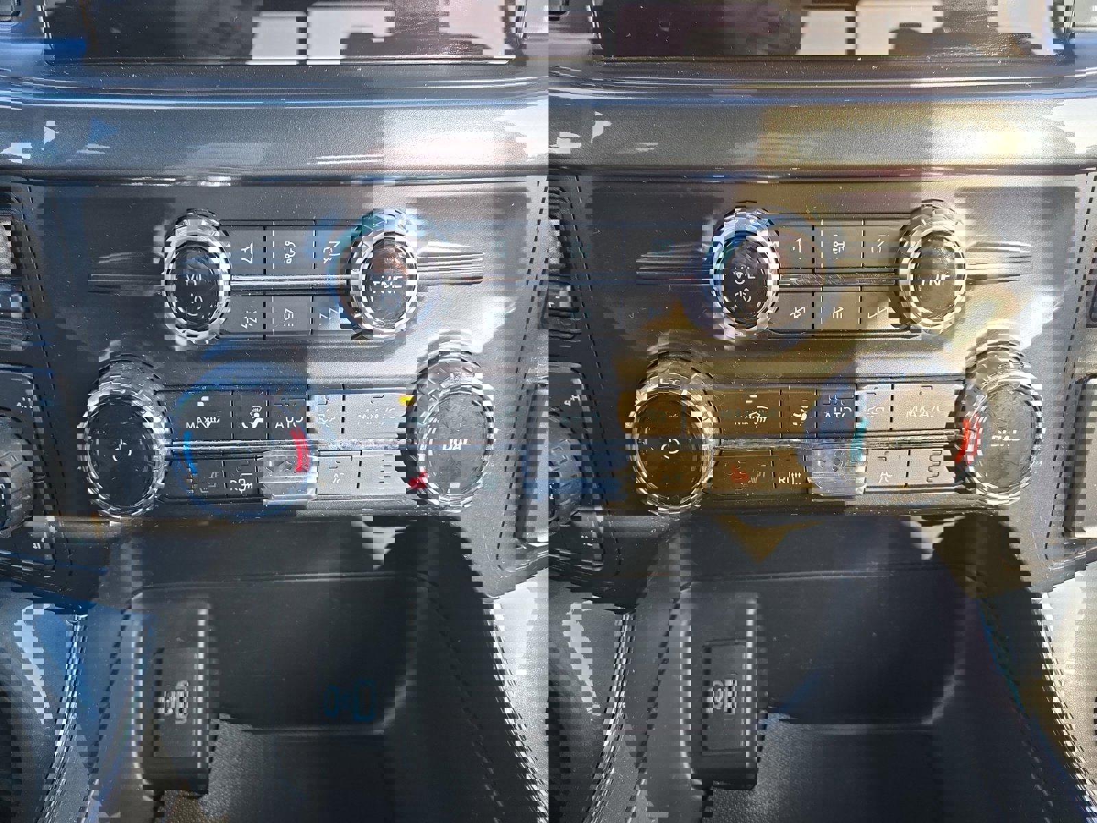 Certified 2023 Ford F150 XLT w/ Equipment Group 302A High image 20