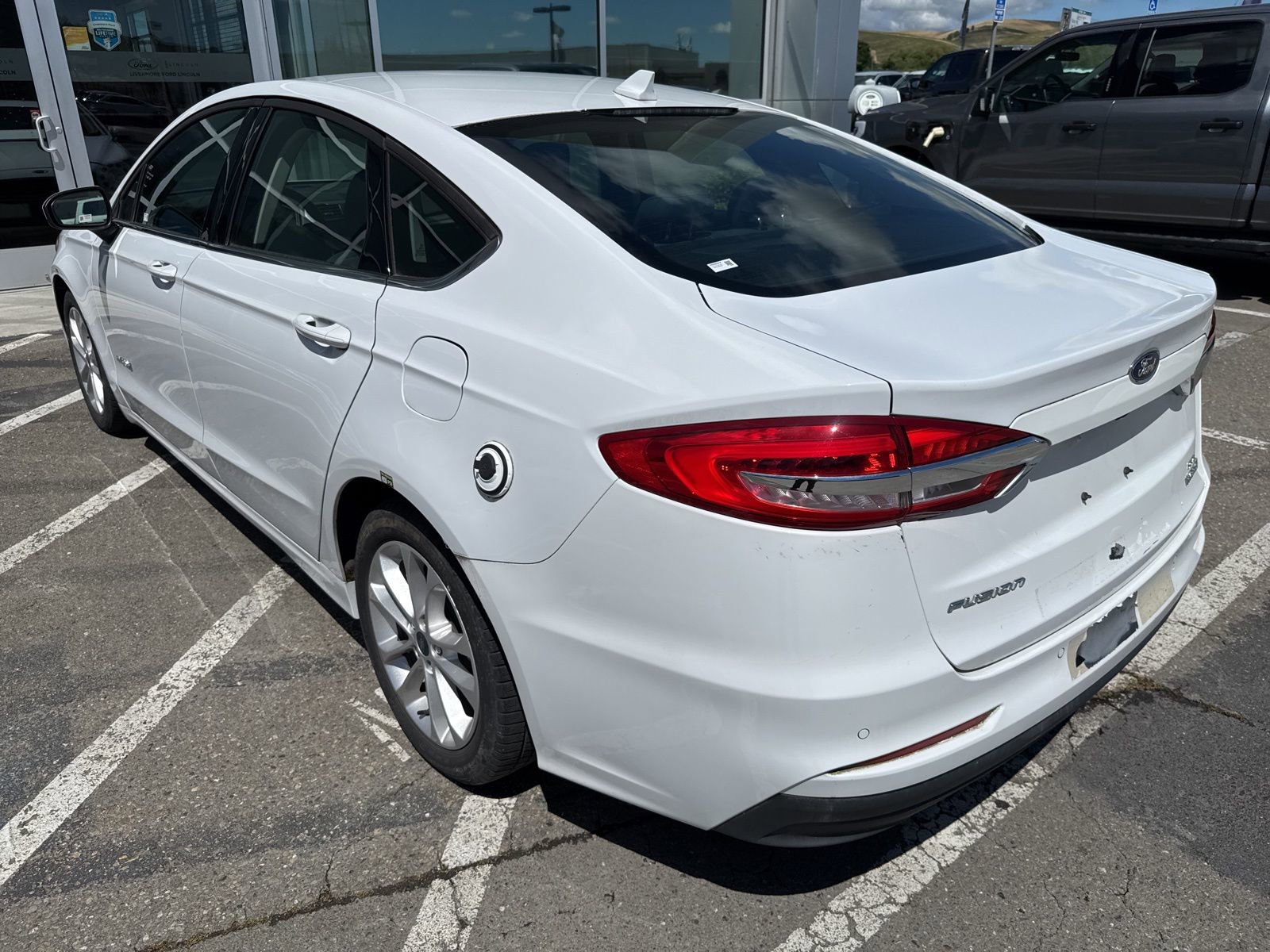 Certified 2019 Ford Fusion SE FWD image 4