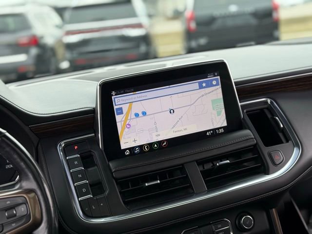 Used 2021 Chevrolet Suburban High Country image 16