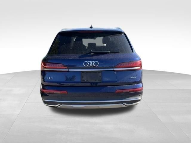 Used 2022 Audi Q7 3.0T Premium w/ Convenience Package AWD/4WD image 9