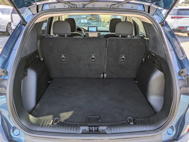 Certified 2020 Ford Escape SE image 13