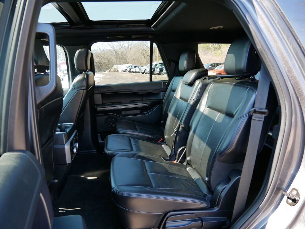 Certified 2020 Ford Expedition XLT w/ Equipment Group 202A image 11