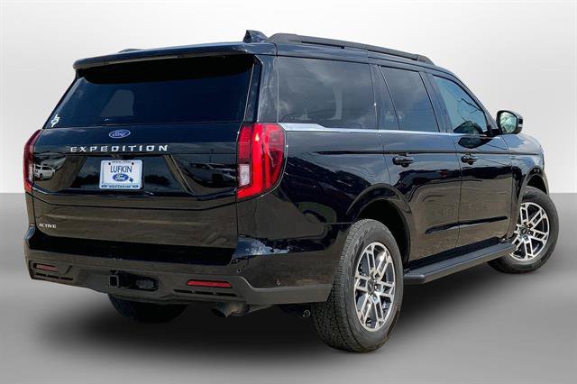 Certified 2025 Ford Expedition Active AWD/4WD image 13