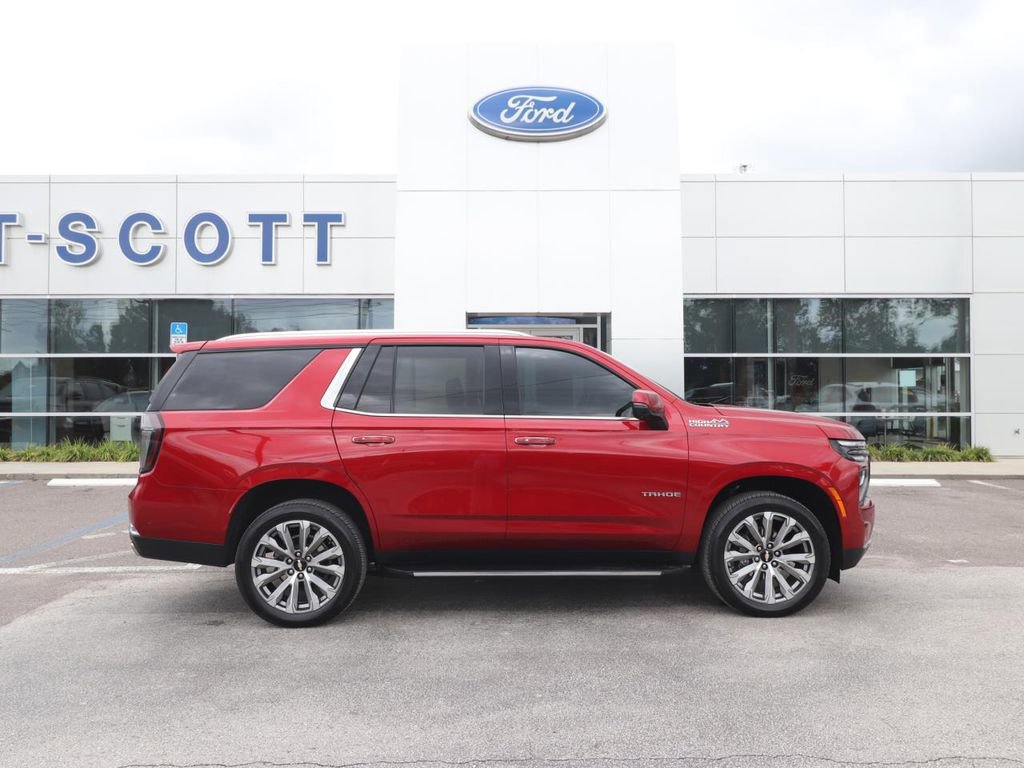 Used 2025 Chevrolet Tahoe High Country image 6