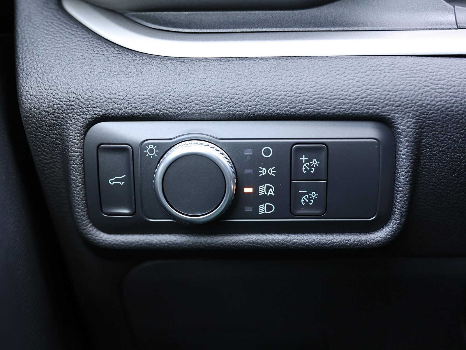 Certified 2022 Ford Explorer XLT image 38