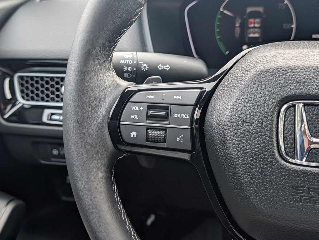 Used 2025 Honda Civic Sport image 17