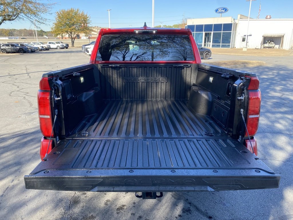 Used 2024 Toyota Tacoma TRD Sport image 9