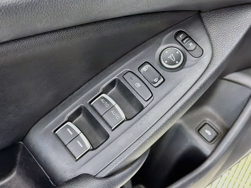 Used 2019 Honda Accord Sport image 19