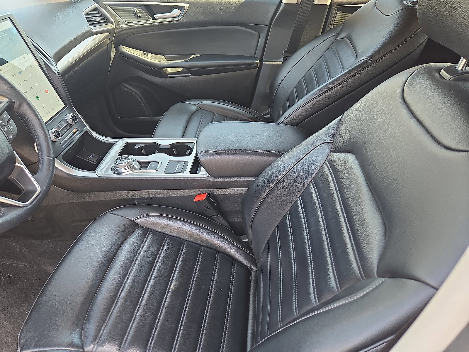 Certified 2024 Ford Edge SEL w/ Convenience Package AWD/4WD image 12