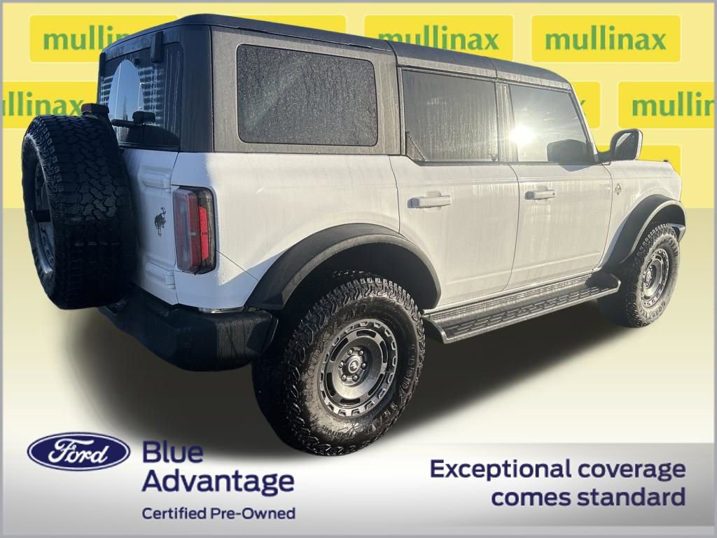 Certified 2025 Ford Bronco Outer Banks w/ Sasquatch Package AWD/4WD image 3