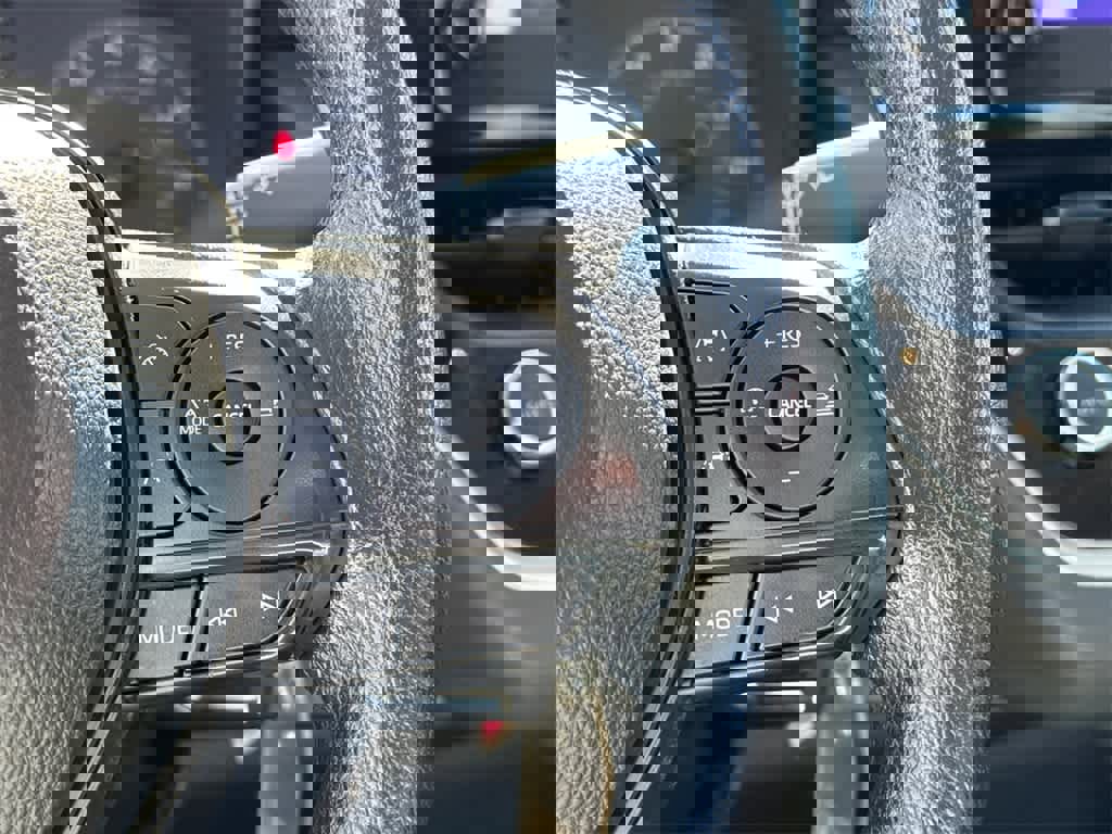 Used 2024 Toyota Corolla LE image 22