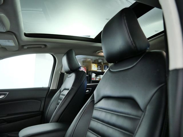 Certified 2024 Ford Edge SEL w/ Convenience Package AWD/4WD image 17
