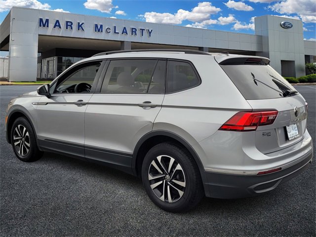 Used 2024 Volkswagen Tiguan S image 3