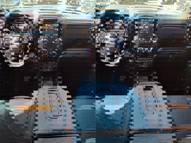 Used 2021 GMC Sierra 1500 AT4 w/ AT4 Value Package image 17