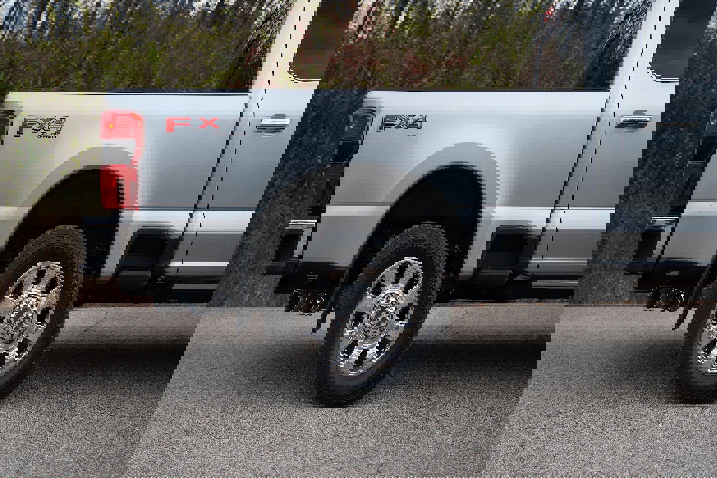 Certified 2024 Ford F350 Lariat w/ Lariat Ultimate Package image 13