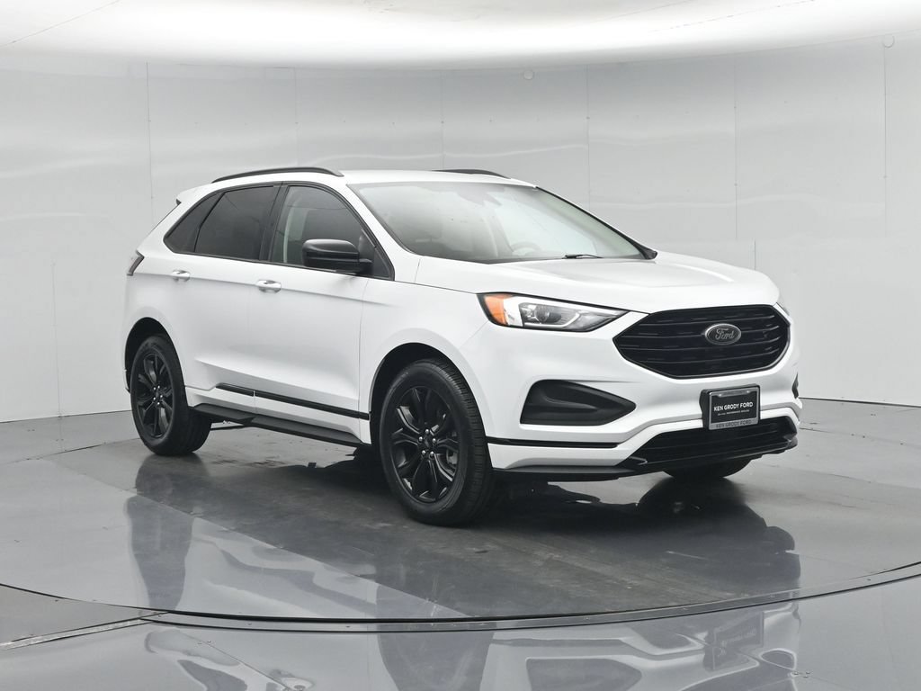 Certified 2022 Ford Edge SE w/ Black Appearance Package AWD/4WD image 57