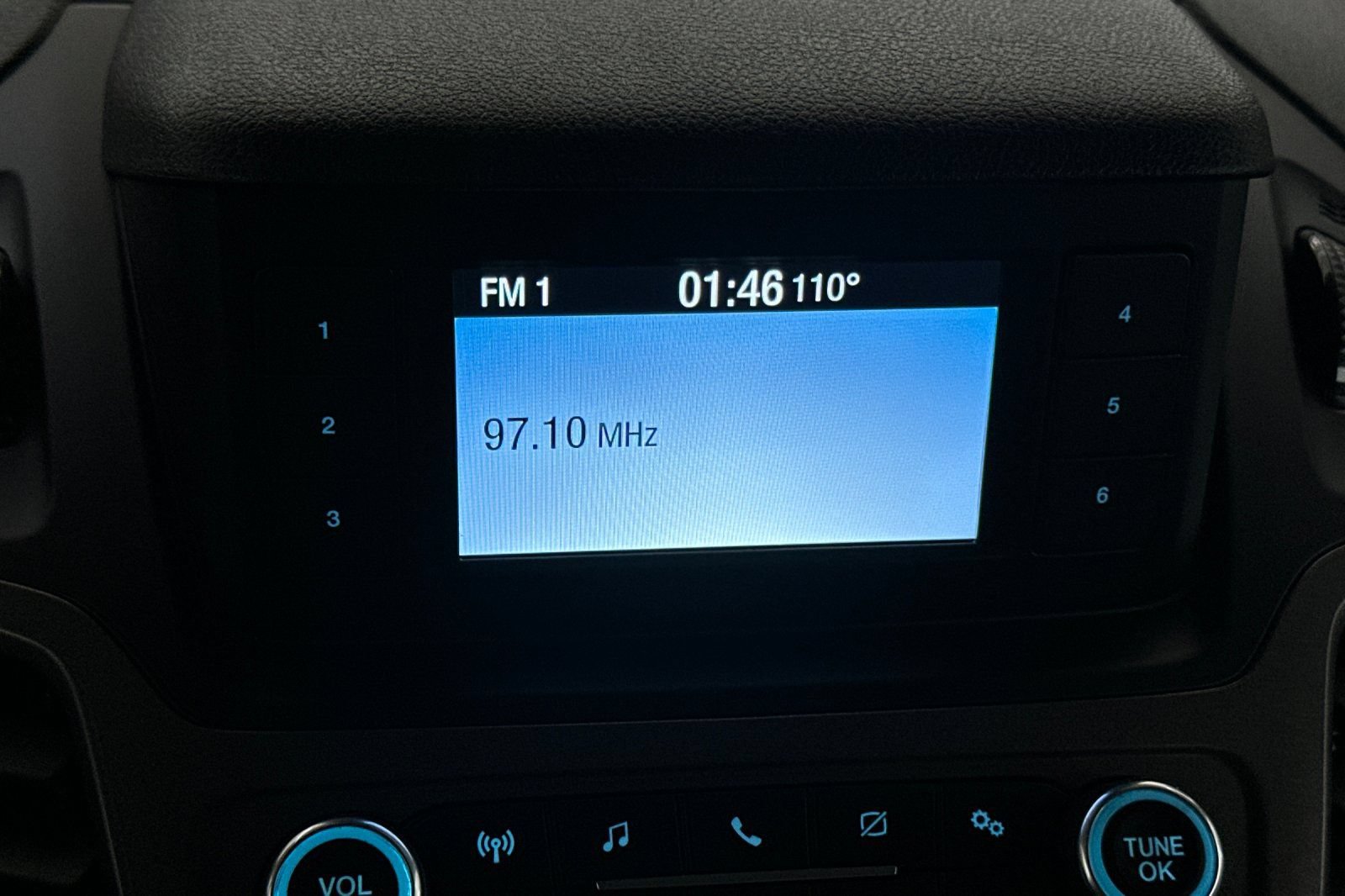 Certified 2023 Ford Transit Connect XL FWD image 19