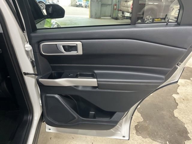 Certified 2023 Ford Explorer XLT w/ Equipment Group 202A AWD/4WD image 35