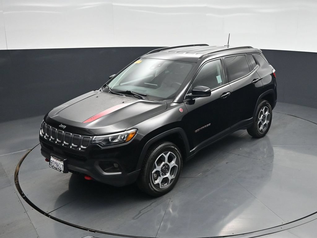 Used 2022 Jeep Compass Trailhawk AWD/4WD image 28