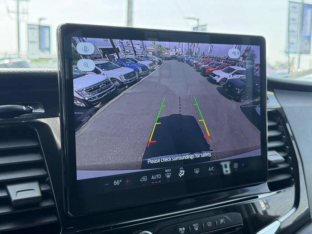 Certified 2024 Ford Transit 350 XLT RWD image 32