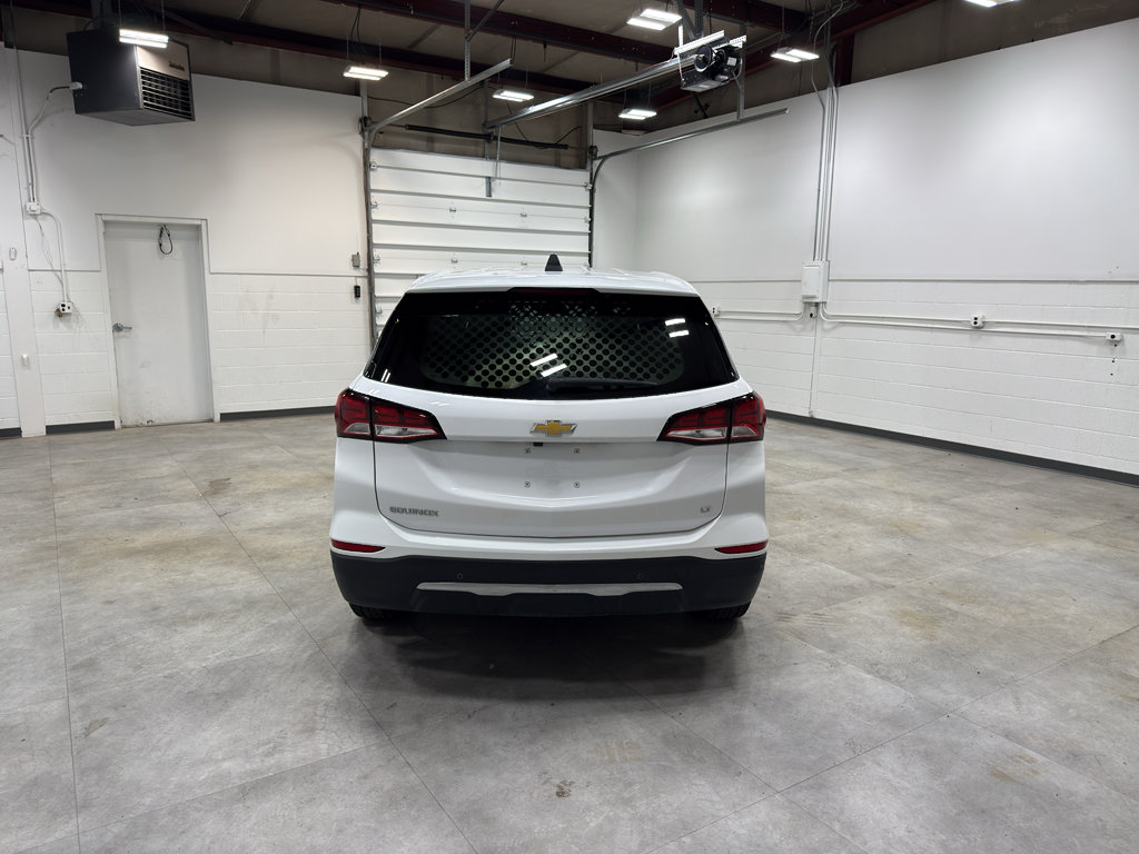 Used 2024 Chevrolet Equinox LT FWD image 8