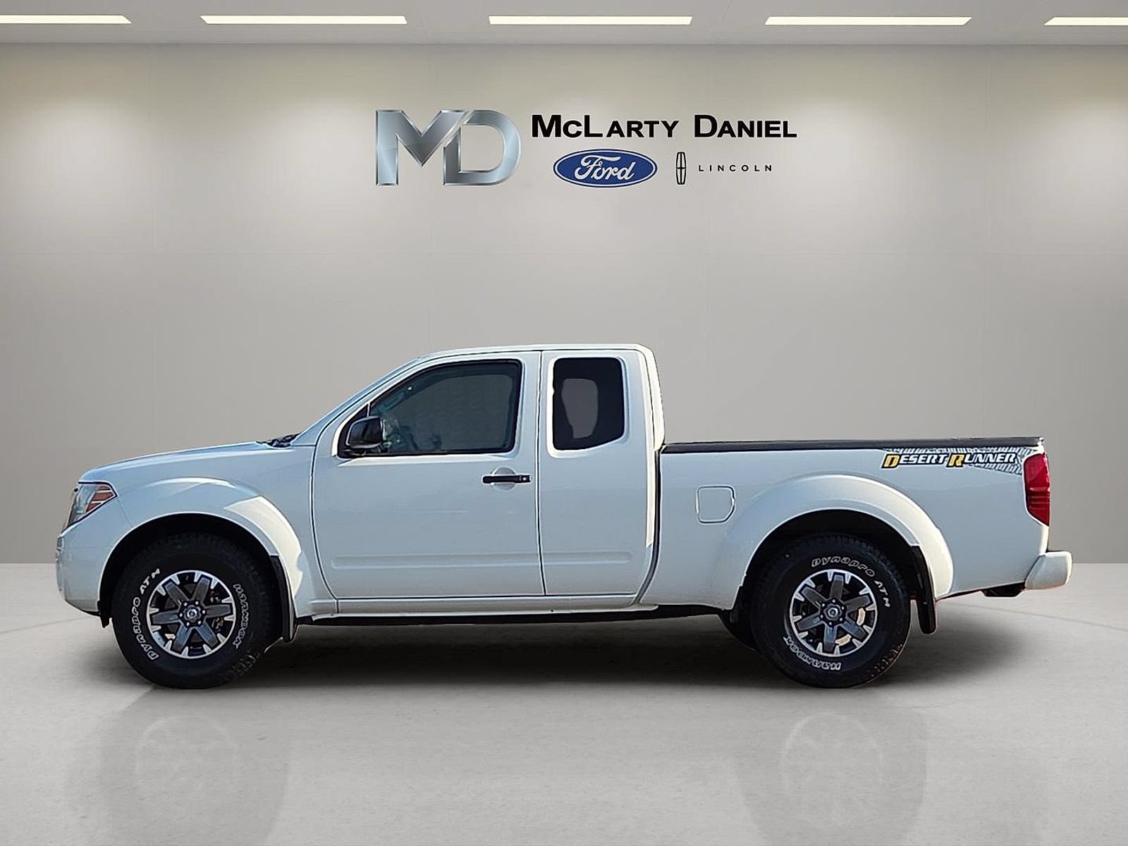 Used 2017 Nissan Frontier Desert Runner RWD video 3